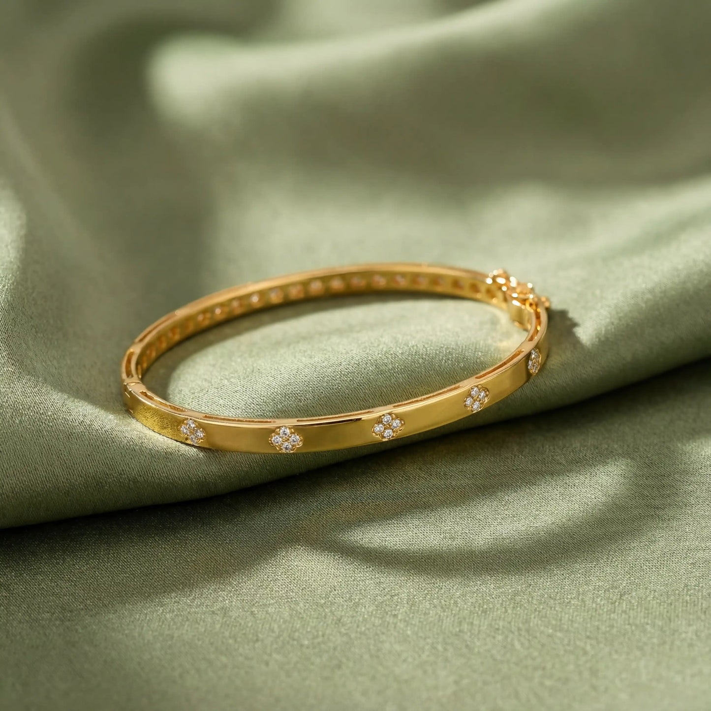Auric Orbit Bracelet