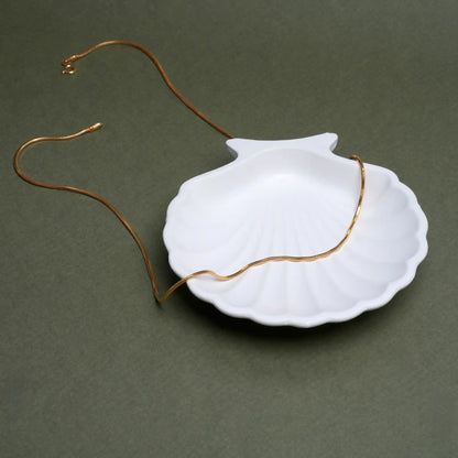 Luminous Loop Chain